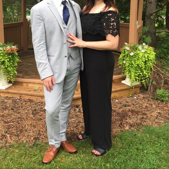 Beautiful Black Jumper - Picture 2 of 2